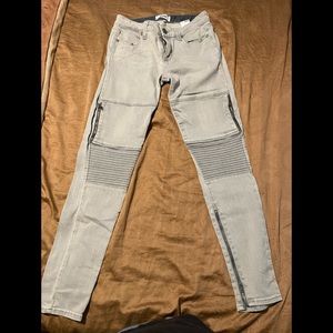 Paige used skinny jeans